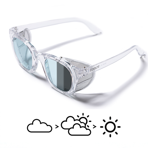 001 WING GLASSES CLEAR/BLUE-SMOKE (discoloration)